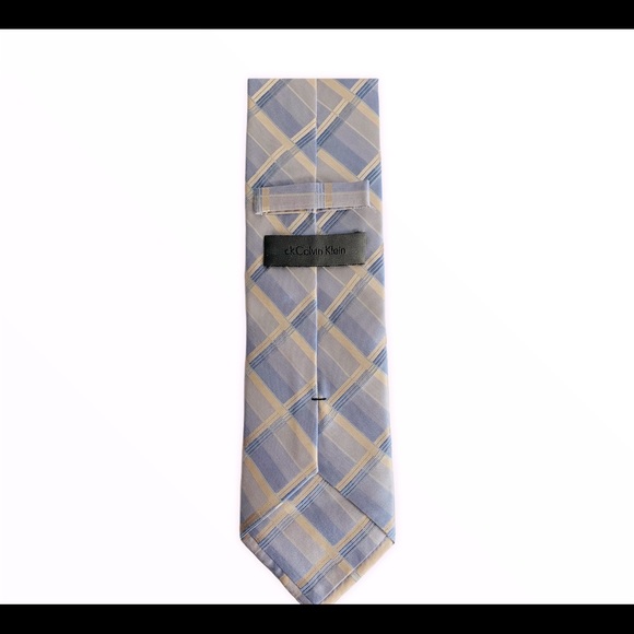 Calvin Klein Plaid Necktie - Picture 2 of 4